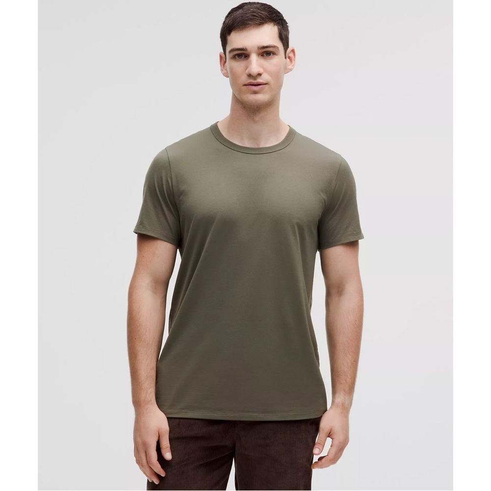 Lululemon Fundamental T-Shirt Medium